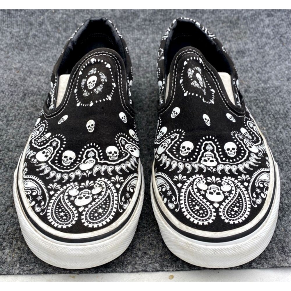 Vans Classic Slip-On Black White Skull Paisley Bandana Shoes Men 9 Women 10.5 - Picture 5 of 11